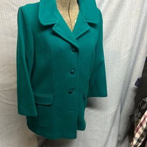 Ladies 100% wool coat, very good condition